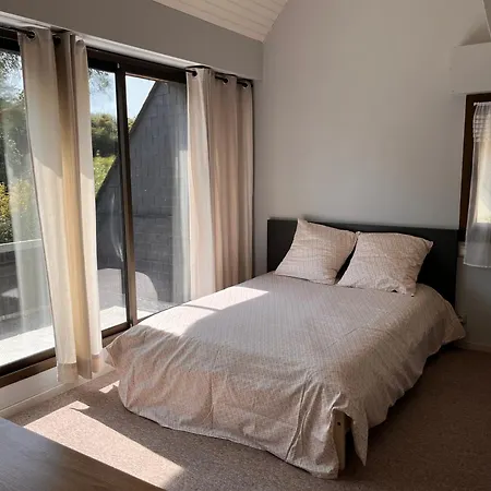 Between Brittany And Normandy אברנשה