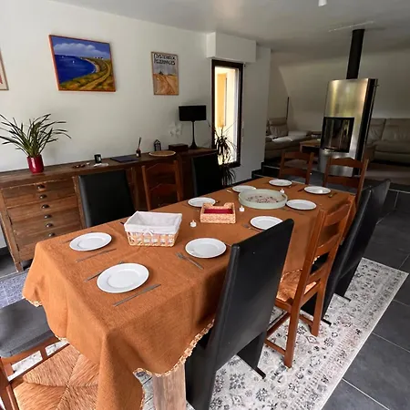 Between Brittany And Normandy בית נופש *