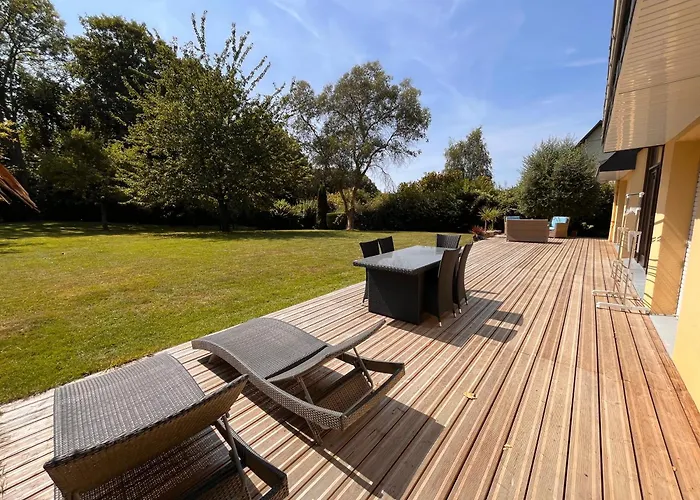 Between Brittany And Normandy 度假居